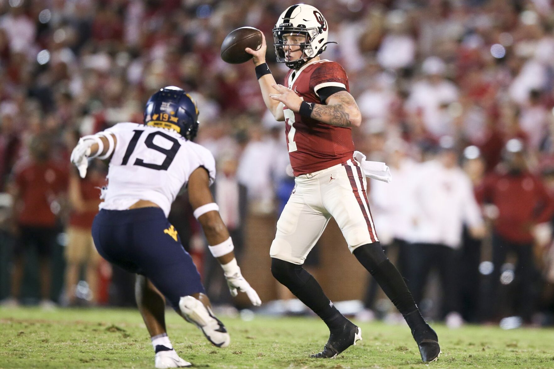 2 – Oklahoma (4-0, 1-0)